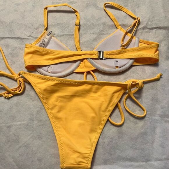SHEIN Bikini - Picture 3 of 3